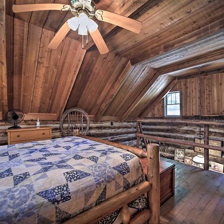 Historic Cabin Grill And Hiking Trail Access! Брайсон-Сити Экстерьер фото